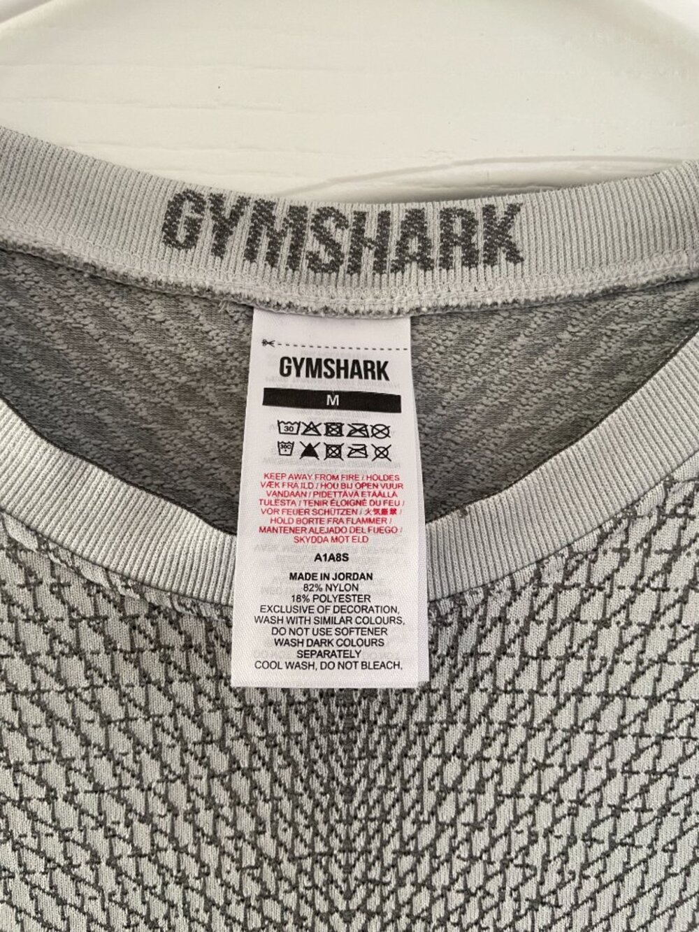 Gymshark Apex Seamless Sleeveless Athletic Tank Grey Medium with Logo - Picture 2 of 8